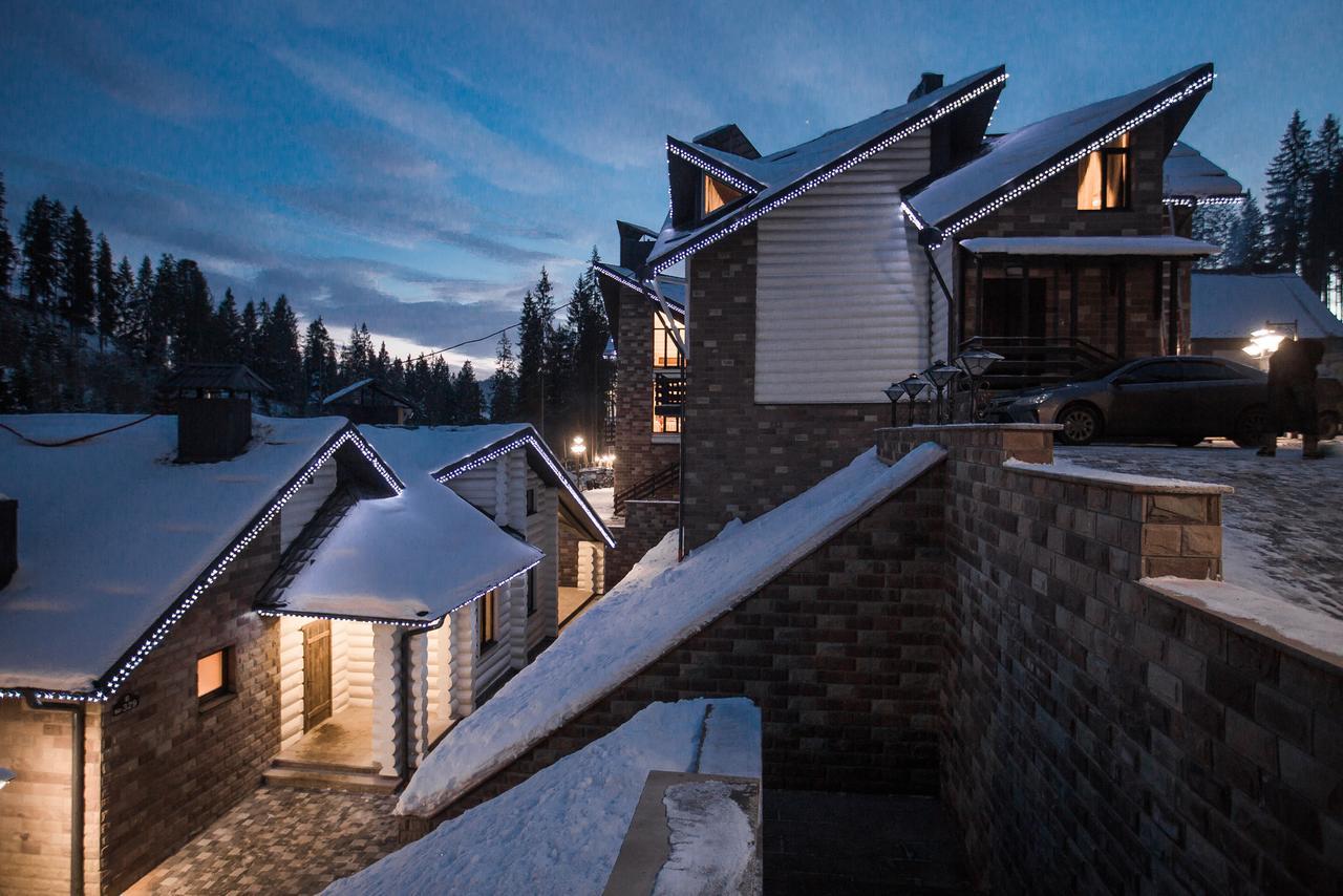 Westhills Cottage Town & Spa Bukovel Eksteriør bilde
