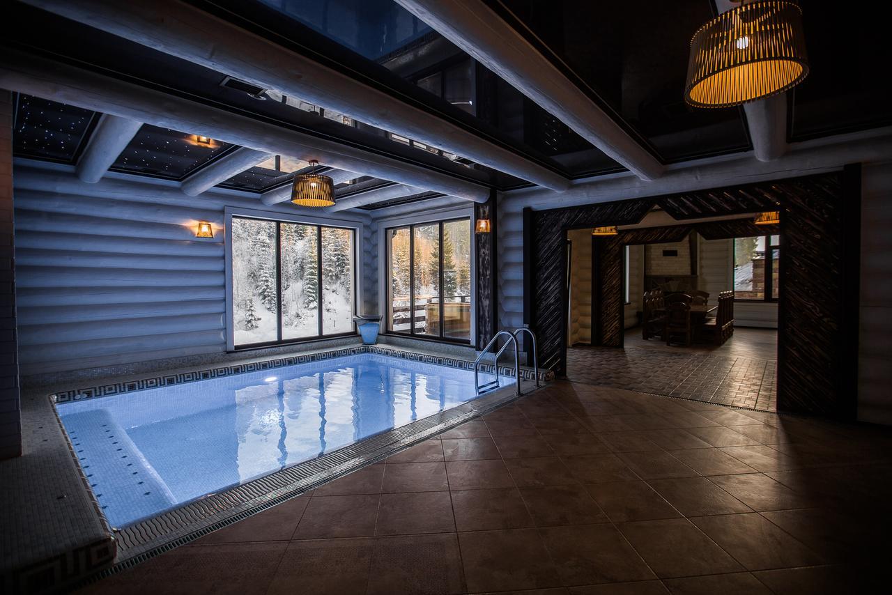 Westhills Cottage Town & Spa Bukovel Eksteriør bilde